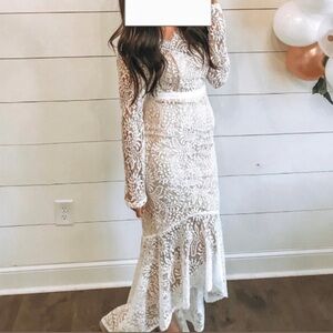 STUNNING NWT Lace Gown